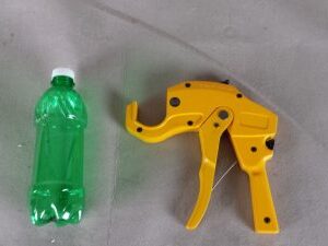 Preform cutter